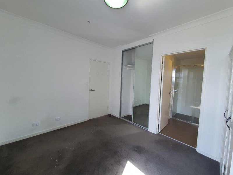 Photo - 803/420 Macquarie Street, Liverpool NSW 2170 - Image 8