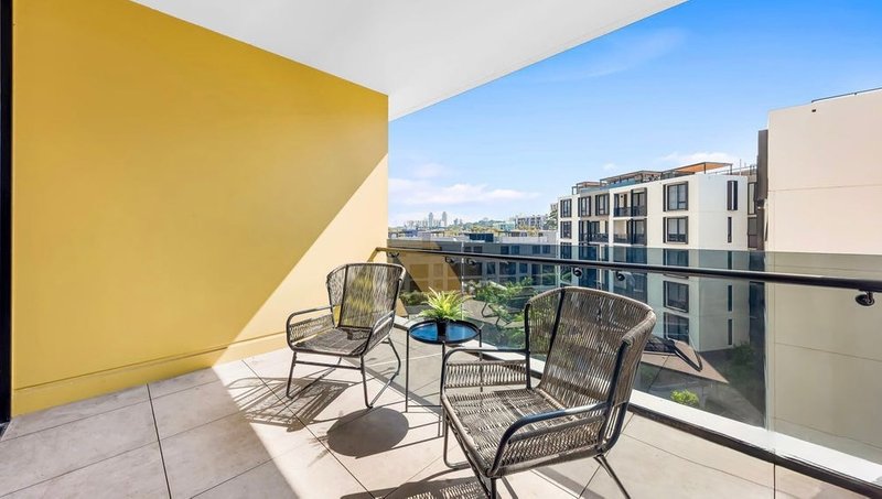 Photo - 803/5 Joynton Avenue, Zetland NSW 2017 - Image 6