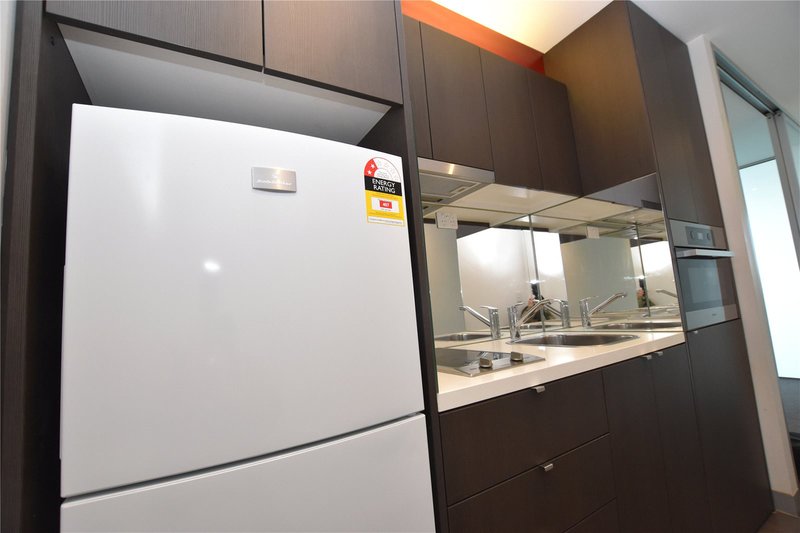 Photo - 803/53 Batman Street, West Melbourne VIC 3003 - Image 2
