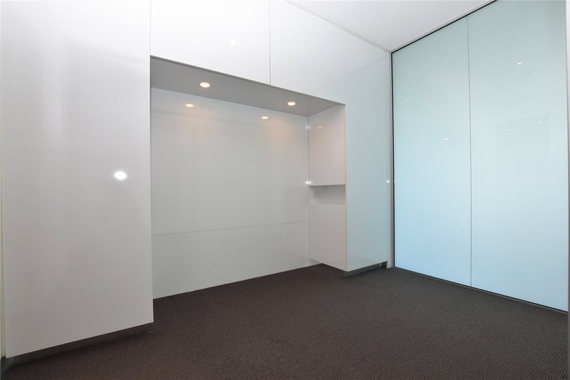 Photo - 803/53 Batman Street, West Melbourne VIC 3003 - Image 4