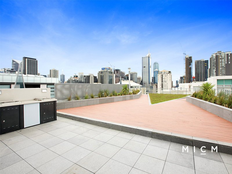Photo - 803/53 Batman Street, West Melbourne VIC 3003 - Image 11