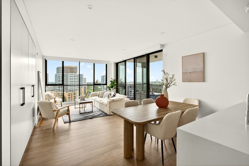 Photo - 803/8 Shirley Street, Carlingford NSW 2118 - Image 5
