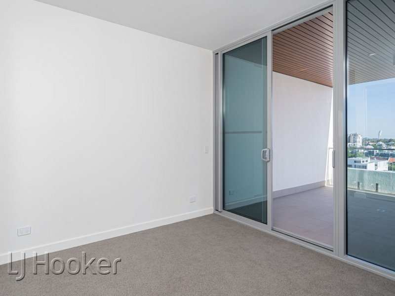 Photo - 803/9 Tully Road, East Perth WA 6004 - Image 14