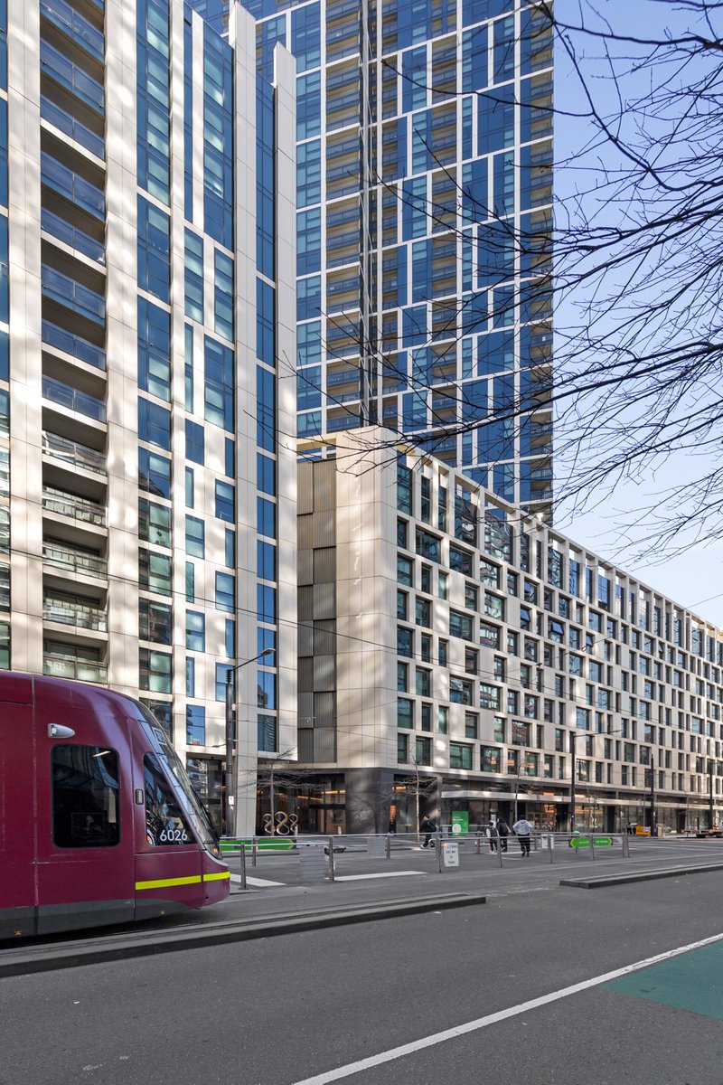 Photo - 803e/888 Collins Street, Docklands VIC 3008 - Image 8