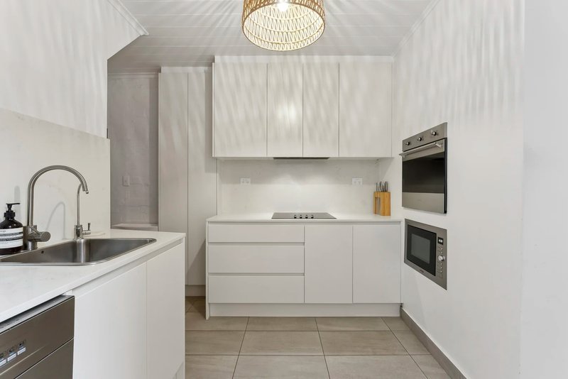 Photo - 804 Elizabeth Street, Waterloo NSW 2017 - Image 2