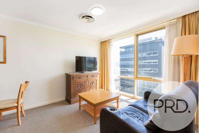 Photo - 804/2 Akuna Street, City ACT 2601 - Image 6