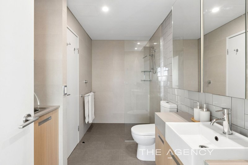 Photo - 804/20 Brighton Road, Scarborough WA 6019 - Image 21