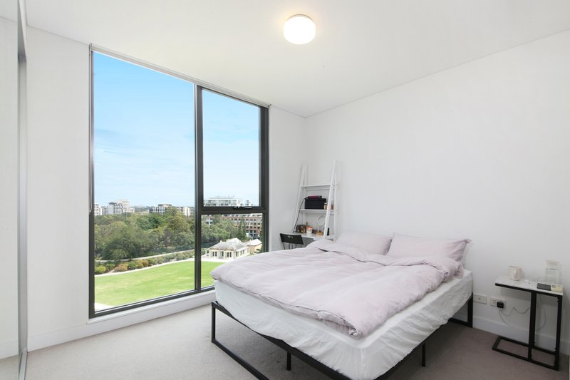 Photo - 804/20 Brodie Spark Drive, Wolli Creek NSW 2205 - Image 5