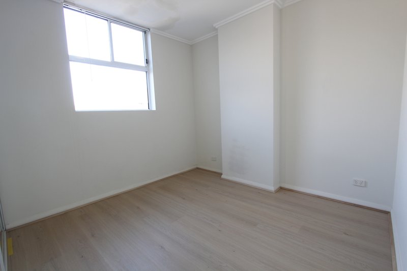 Photo - 804/3 George Street, Liverpool NSW 2170 - Image 5