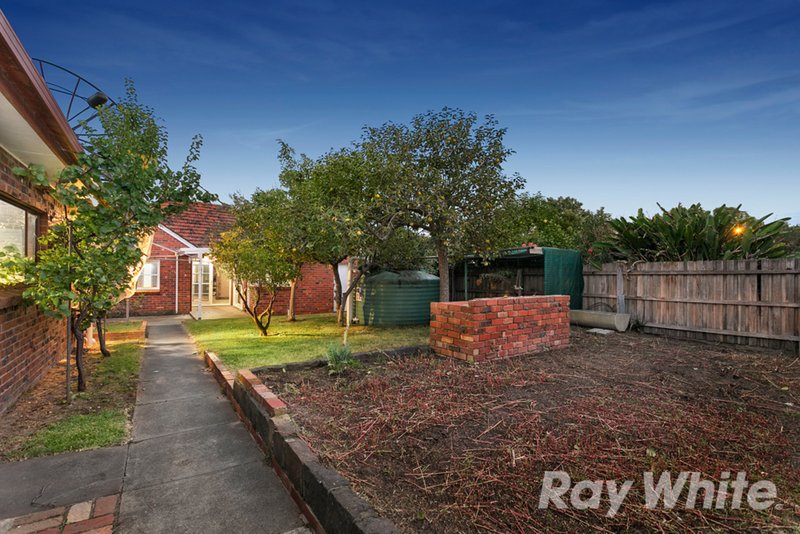 Photo - 805 Plenty Road, Reservoir VIC 3073 - Image 10