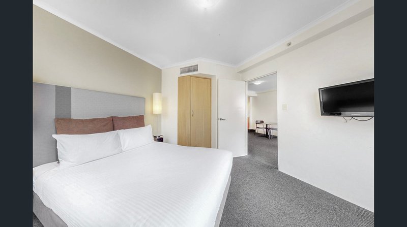 Photo - 805/1-3 Valentine Avenue, Parramatta NSW 2150 - Image 2
