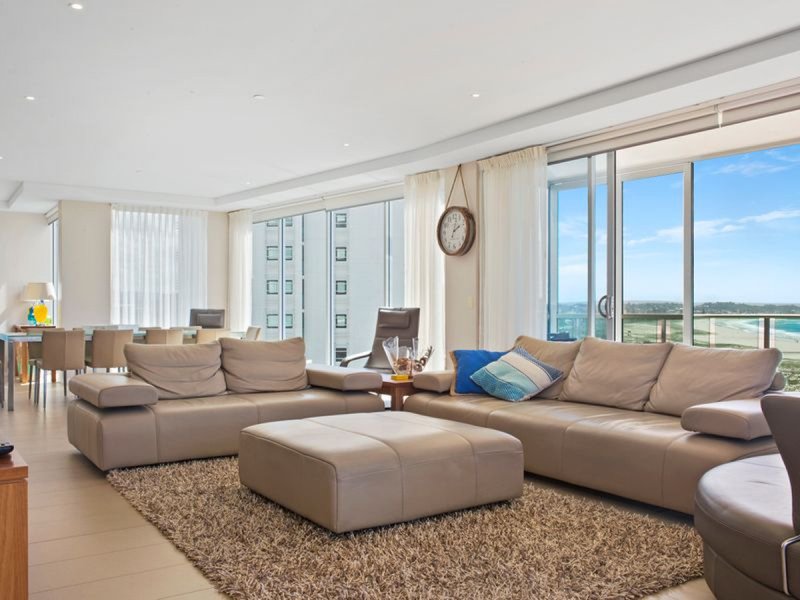 Photo - 805/1 Douglas Street, Coolangatta QLD 4225 - Image 14