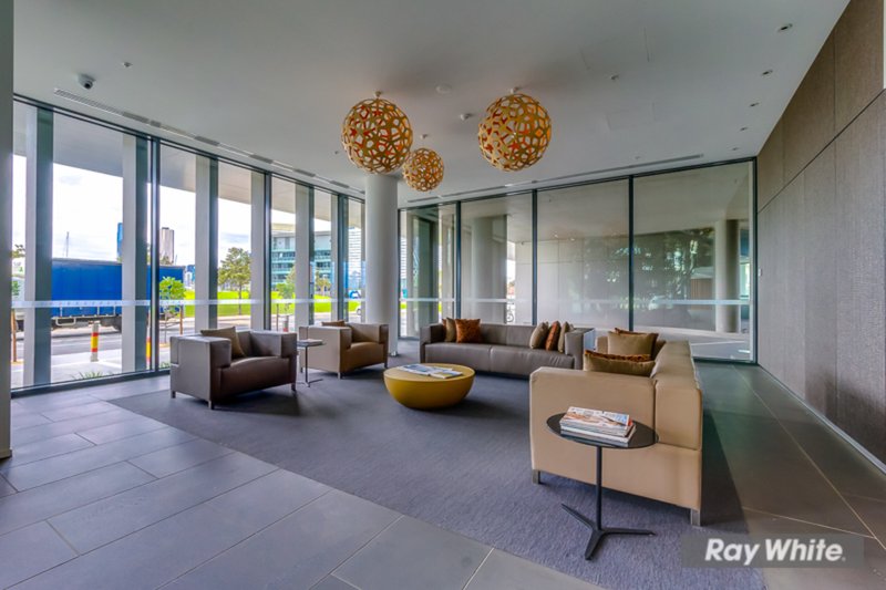 Photo - 805/1 Point Park Cres , Docklands VIC 3008 - Image 6