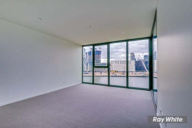 Photo - 805/1 Point Park Cres , Docklands VIC 3008 - Image 10