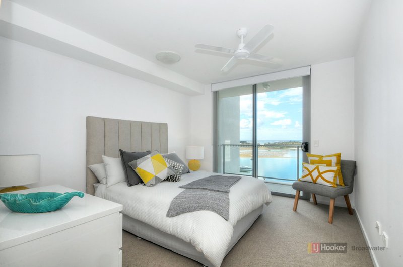 Photo - 805/380 Marine Parade, Labrador QLD 4215 - Image 3