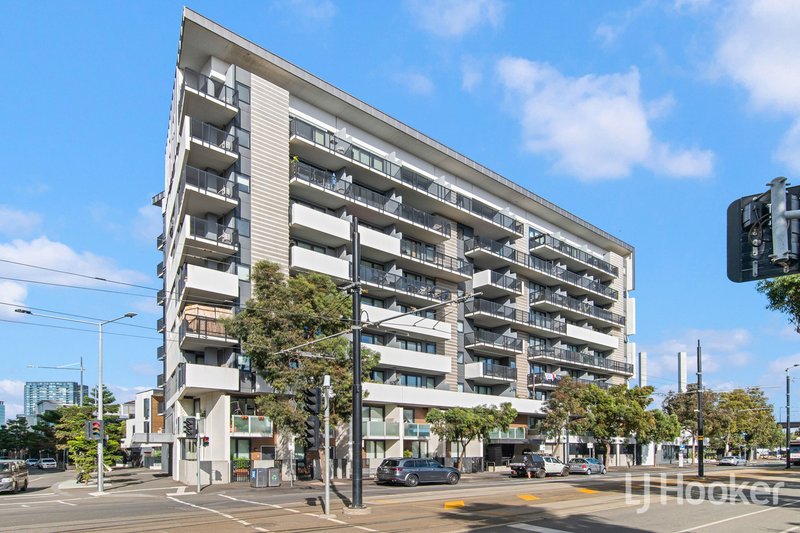 Photo - 805/463 Docklands Drive, Docklands VIC 3008 - Image 2