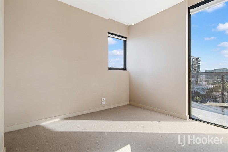 Photo - 805/463 Docklands Drive, Docklands VIC 3008 - Image 8