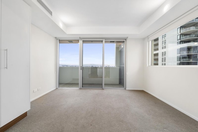 Photo - 806/102 Swain Street, Gungahlin ACT 2912 - Image 8