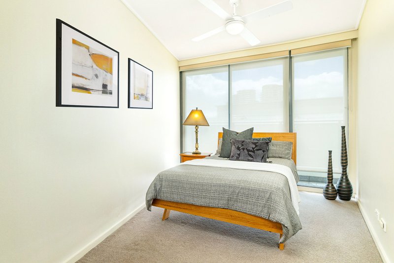 Photo - 807/12 Pennant Street, Castle Hill NSW 2154 - Image 8