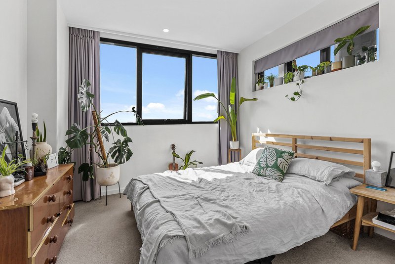 Photo - 807/17 Deshon Street, Woolloongabba QLD 4102 - Image 6