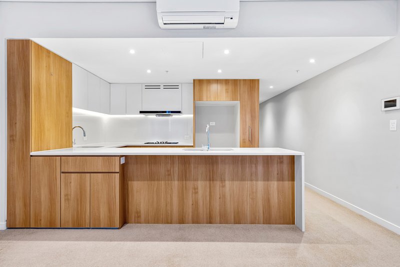 Photo - 807/18 Footbridge Boulevard, Wentworth Point NSW 2127 - Image 2