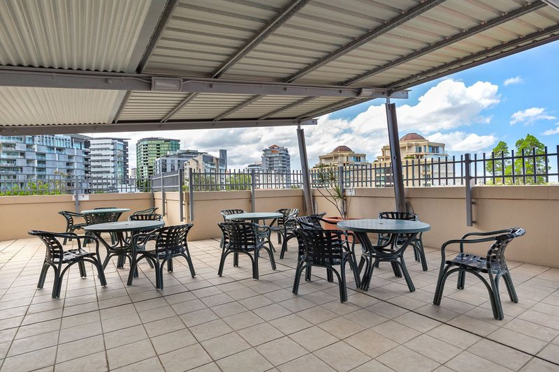 Photo - 807/188 Shafston Avenue, Kangaroo Point QLD 4169 - Image 6