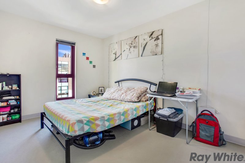 Photo - 807/528 Swanston Street, Carlton VIC 3053 - Image 2