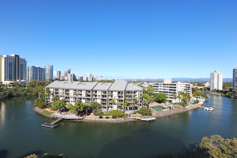 Photo - 807/70 Remembrance Drive, Surfers Paradise QLD 4217 - Image 13