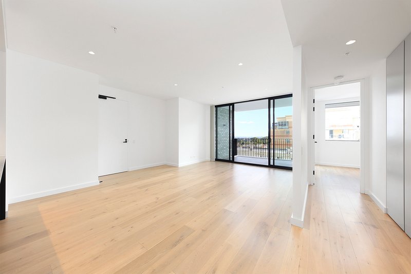 Photo - 808/20 Spring Street, Bondi Junction NSW 2022 - Image 5