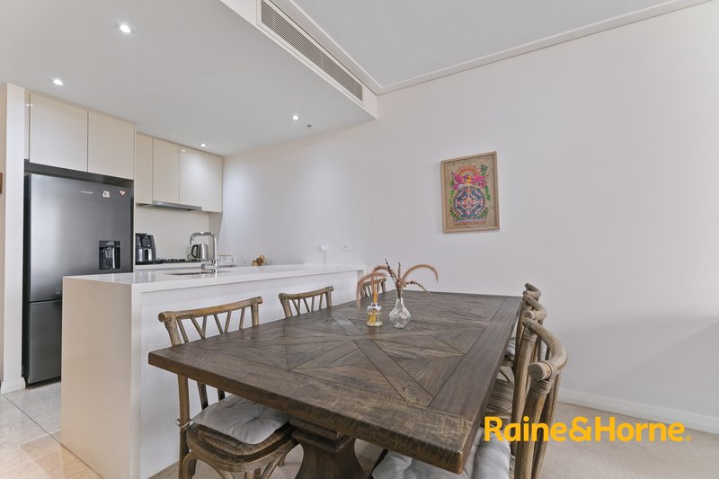 Photo - 808C/5 Pope Street, Ryde NSW 2112 - Image 3