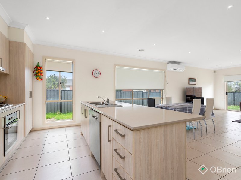 Photo - 809 Tarneit Road, Tarneit VIC 3029 - Image 4