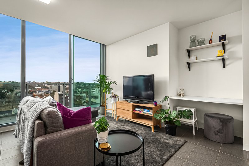 Photo - 809/15 Clifton Street, Prahran VIC 3181 - Image 2