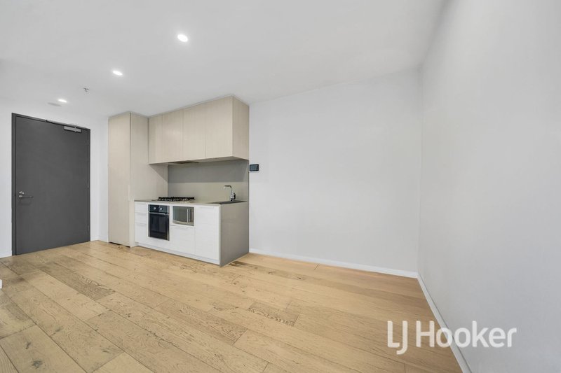 Photo - 809/91 Galada Avenue, Parkville VIC 3052 - Image 5