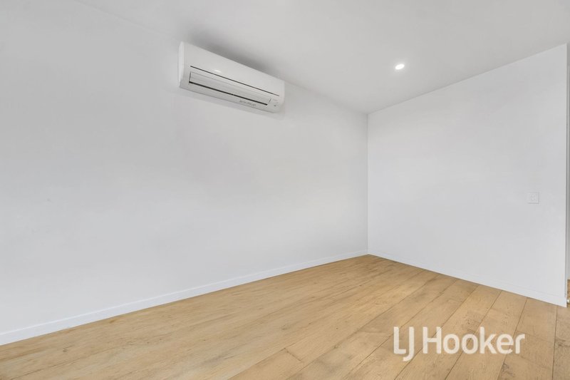 Photo - 809/91 Galada Avenue, Parkville VIC 3052 - Image 9
