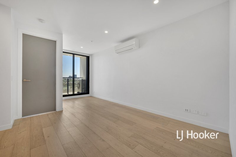 Photo - 809/91 Galada Avenue, Parkville VIC 3052 - Image 2