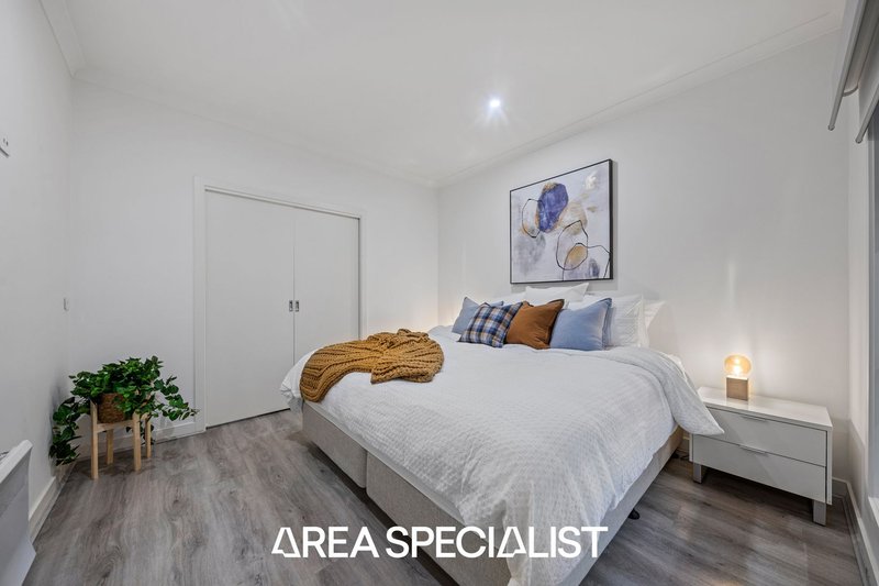 Photo - 80A Racecourse Road, Pakenham VIC 3810 - Image 9