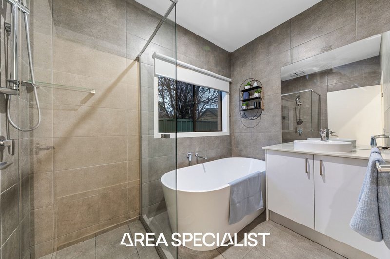 Photo - 80A Racecourse Road, Pakenham VIC 3810 - Image 13