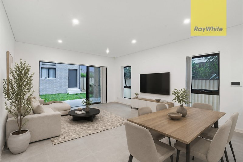Photo - 80B Fairfield Road, Guildford NSW 2161 - Image 5
