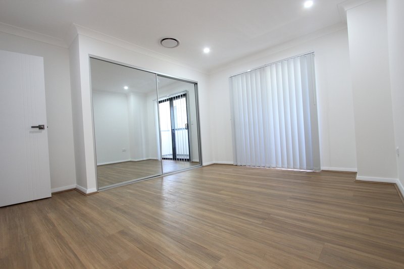 Photo - 80B Ingham Drive, Casula NSW 2170 - Image 7
