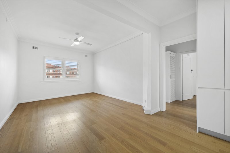 Photo - 8/1-3 Edgecliff Road, Woollahra NSW 2025 - Image 2