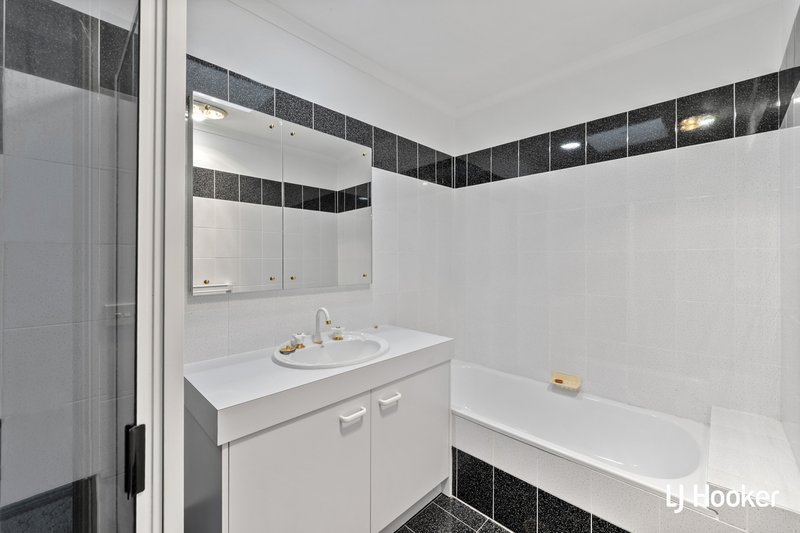 Photo - 8/1-3 Forest Drive, Jerrabomberra NSW 2619 - Image 13