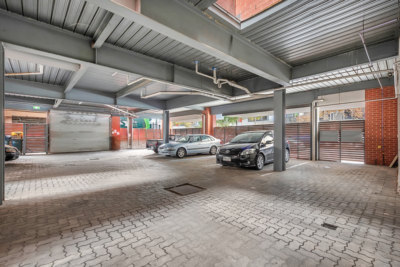 Photo - 8/1-3 Goodall Parade, Mawson Lakes SA 5095 - Image 9