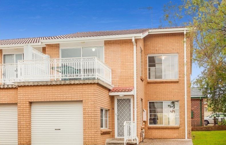 Photo - 8/1-5 Mary Street, Shellharbour NSW 2529 - Image 1