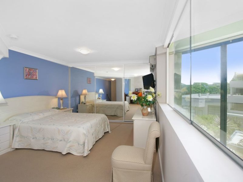 Photo - 8/1-7 Lagoon Street, Narrabeen NSW 2101 - Image 3