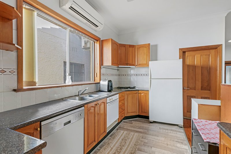 Photo - 81 & 81A Dalrymple Avenue, Chatswood NSW 2067 - Image 4