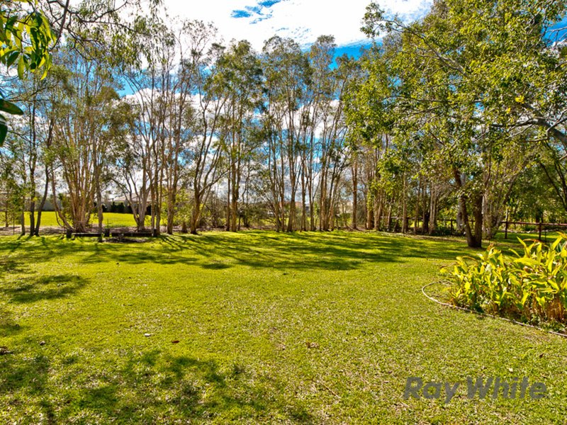 Photo - 81-83 Rosehill Drive, Burpengary QLD 4505 - Image 17