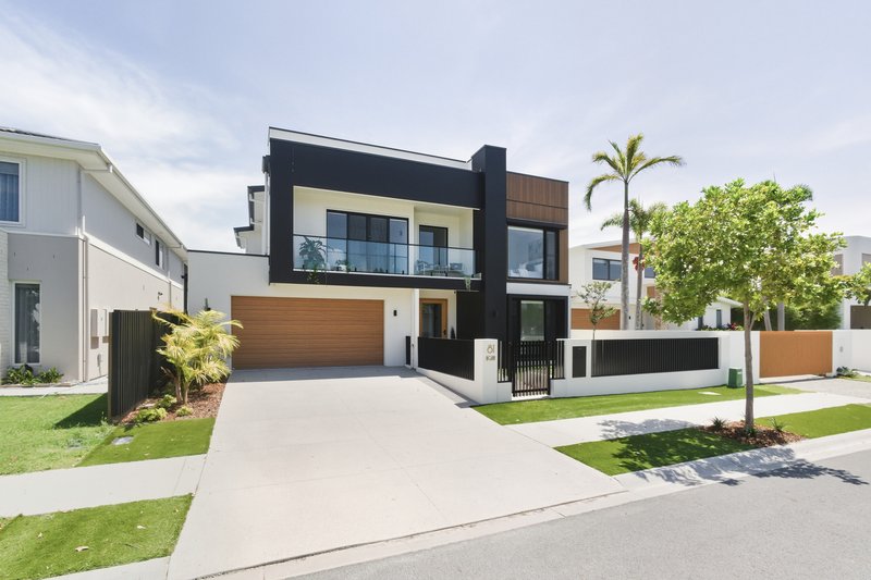 Photo - 81 Aqua Street, Newport QLD 4020 - Image 2