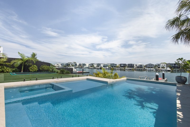 Photo - 81 Aqua Street, Newport QLD 4020 - Image 17