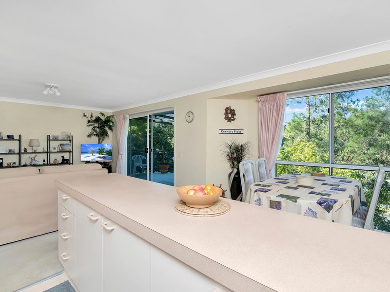 Photo - 81 Avocado Street, Elanora QLD 4221 - Image 4