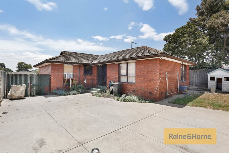 Photo - 81 Barries Road, Melton VIC 3337 - Image 9